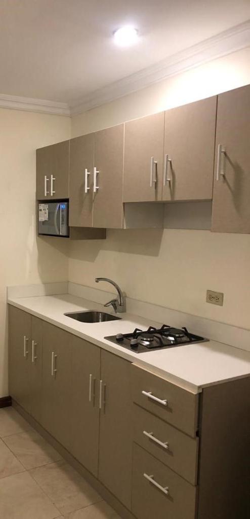 Doral Suite ¡Cerca Del Aeropuerto! Guayaquil Dış mekan fotoğraf